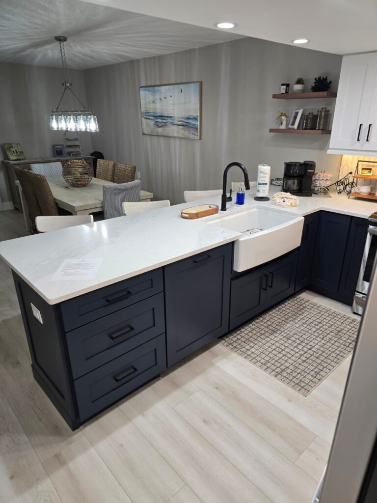 Lorraines Florida Beach Home - spacious living room