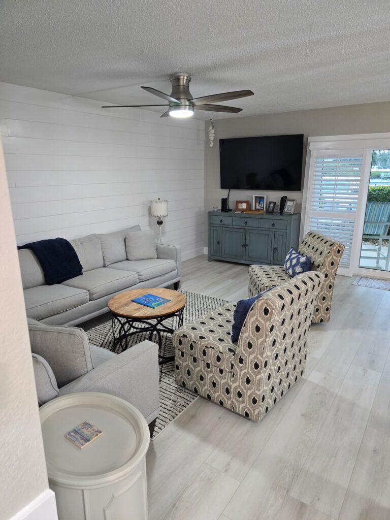 FGS107 condo bedroom with closet Indian Rocks Beach